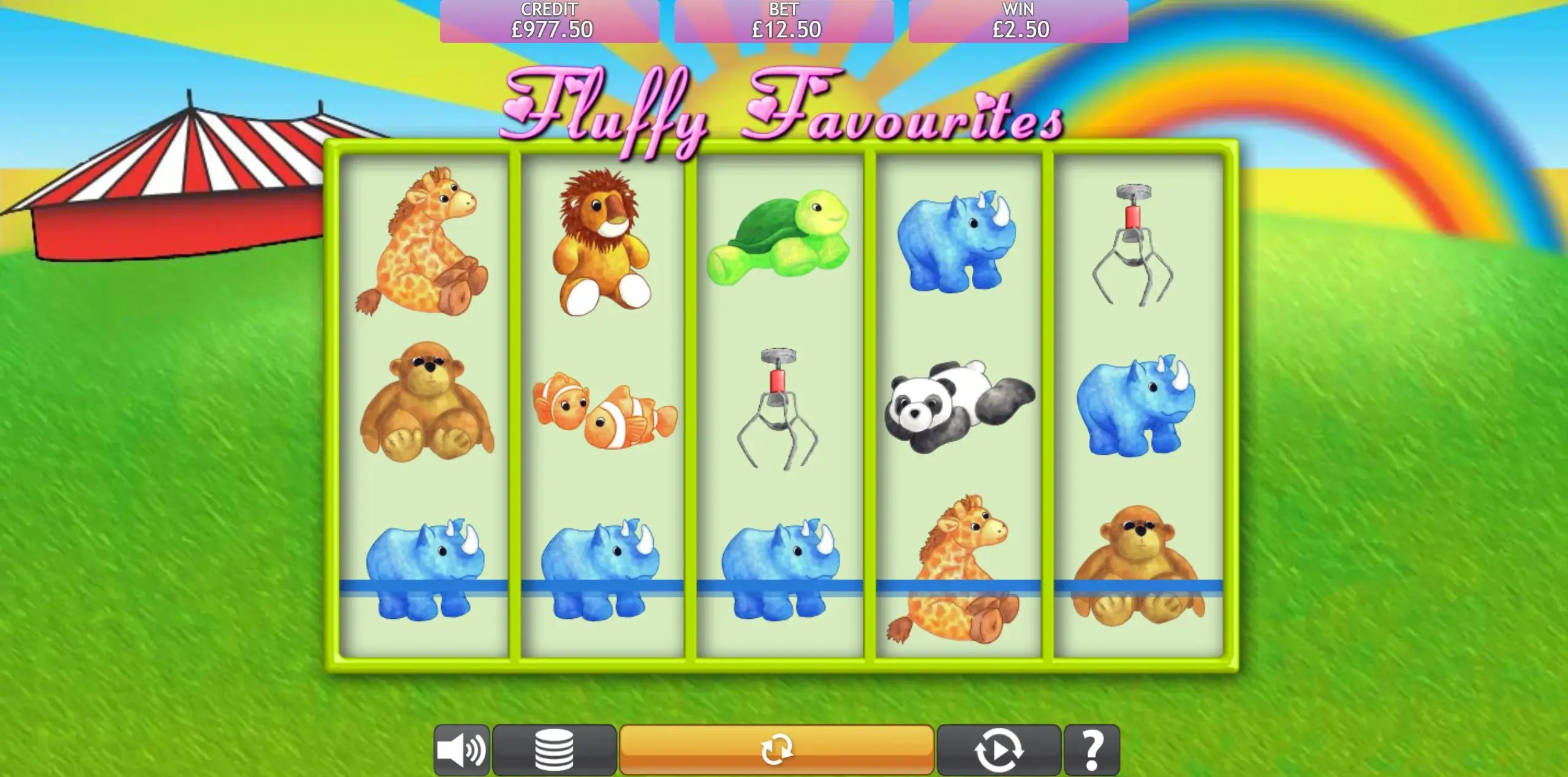 Fluffy Favourites not on GamStop gameplay showing the five reels of cuddly-toy symbols, the rainbow fairground backdrop and the credit, bet and win readouts